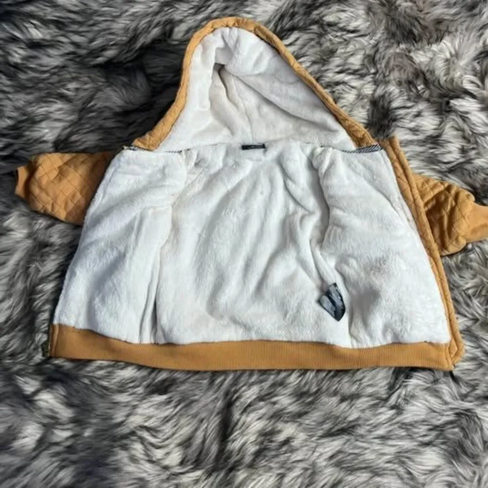 Volcom quilted mustard